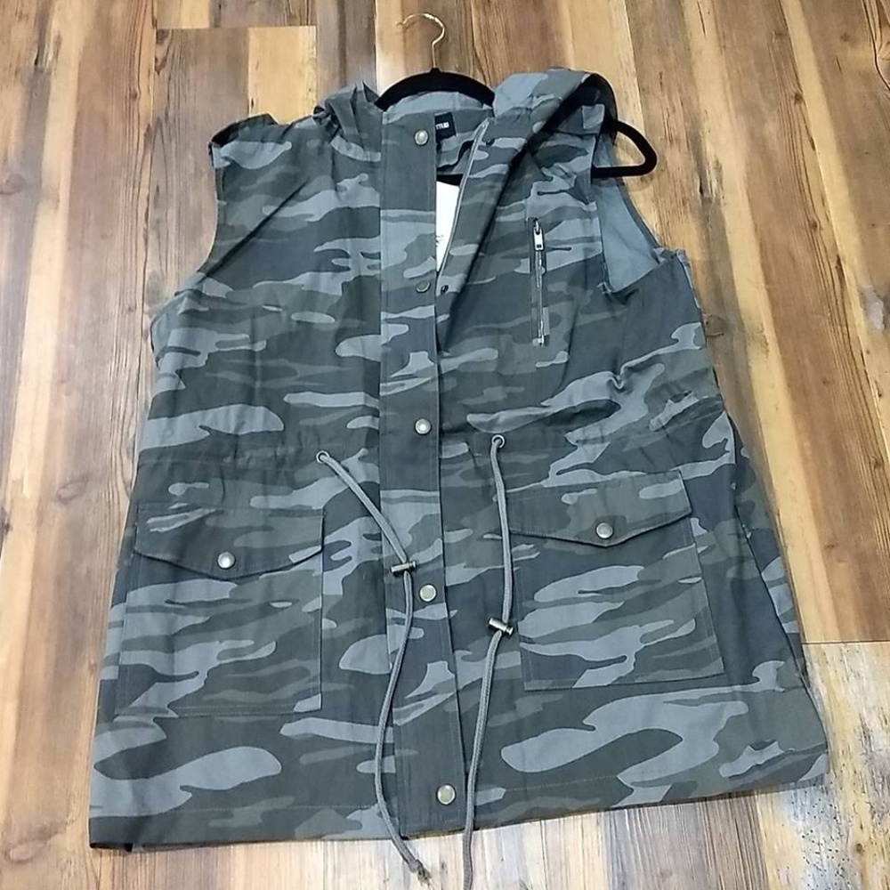 1X Camo Utility Vest